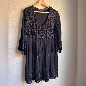 Artesia shift boho floral velvet accent dress size large